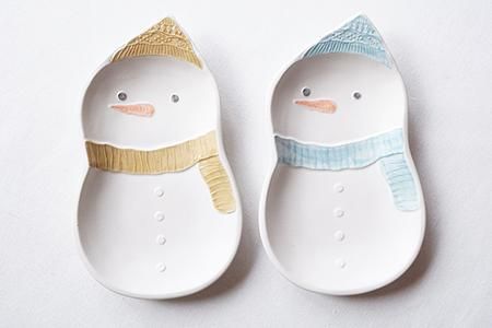 よ8 雪だるまのお皿 - 益子焼の小さな窯元「よしざわ窯」- 生活陶器