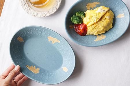 ユ28 ブルーグレー 森のくまの楕円鉢 - 益子焼の小さな窯元