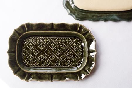 銀製 天壇デザイン皿 証明書付き マイセン 変遷剣マーク ペア小皿 53600/77A052/053/2P | 剣