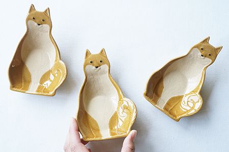チ25 柴犬のおしゃもじ皿（貫入/釉ヒビあり） - 益子焼の小さな窯元