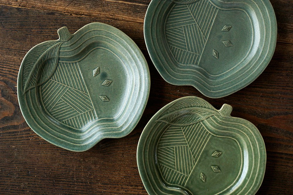 カ４５ 銅緑釉 パッチワークのりんご皿 - 益子焼の小さな窯元 