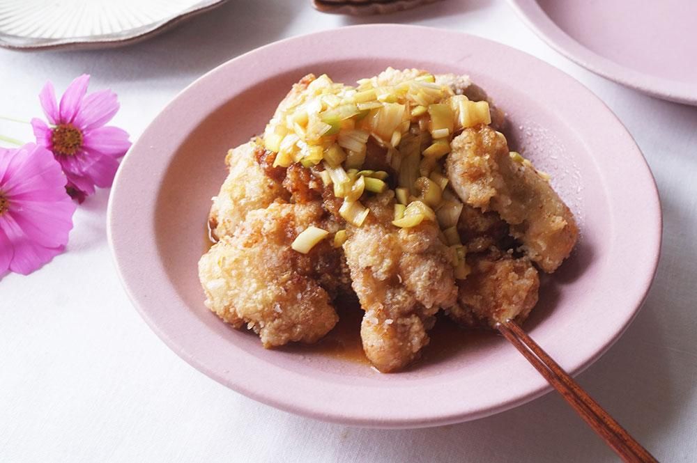 秋色ピンクのラウンドリム深皿 益子焼の小さな窯元 よしざわ窯 生活陶器 Onthetable 秋色ピンクのラウンドリム深皿 益子焼の小さな窯元 よしざわ窯 生活陶器 Onthetable