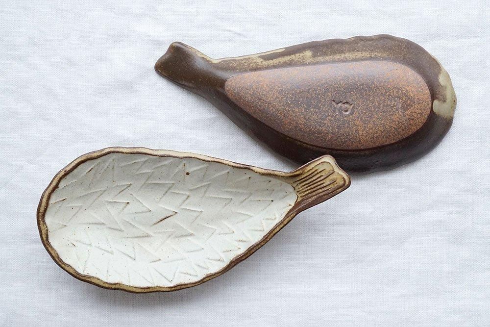 【値引】陶芸の窯 ヒ42 白鳥の小箱＜金彩＞ - 益子焼の小さな窯元「よしざわ窯