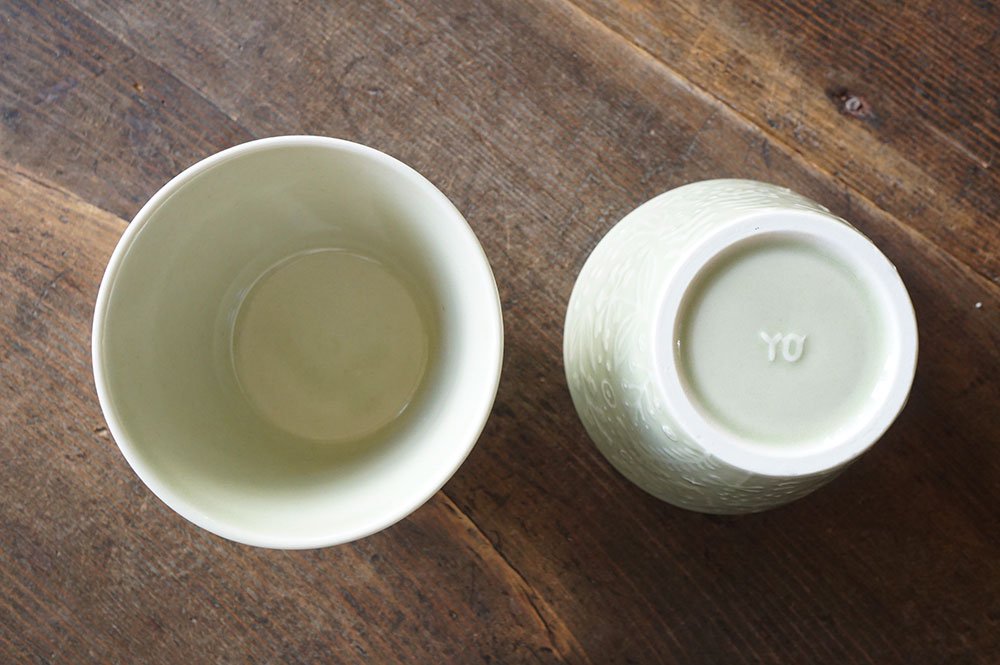 ム２１　　ペールグリーン ボタニカルカップ - 益子焼の小さな窯元「よしざわ窯」- 生活陶器「onthetable」