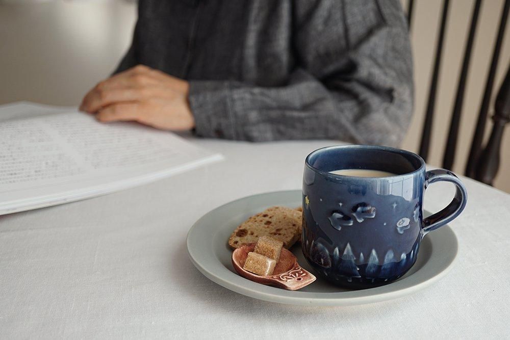 エ12 ヨルノアオ 鳥の親子 一番星へのマグカップ（結晶/ツヤなし部分