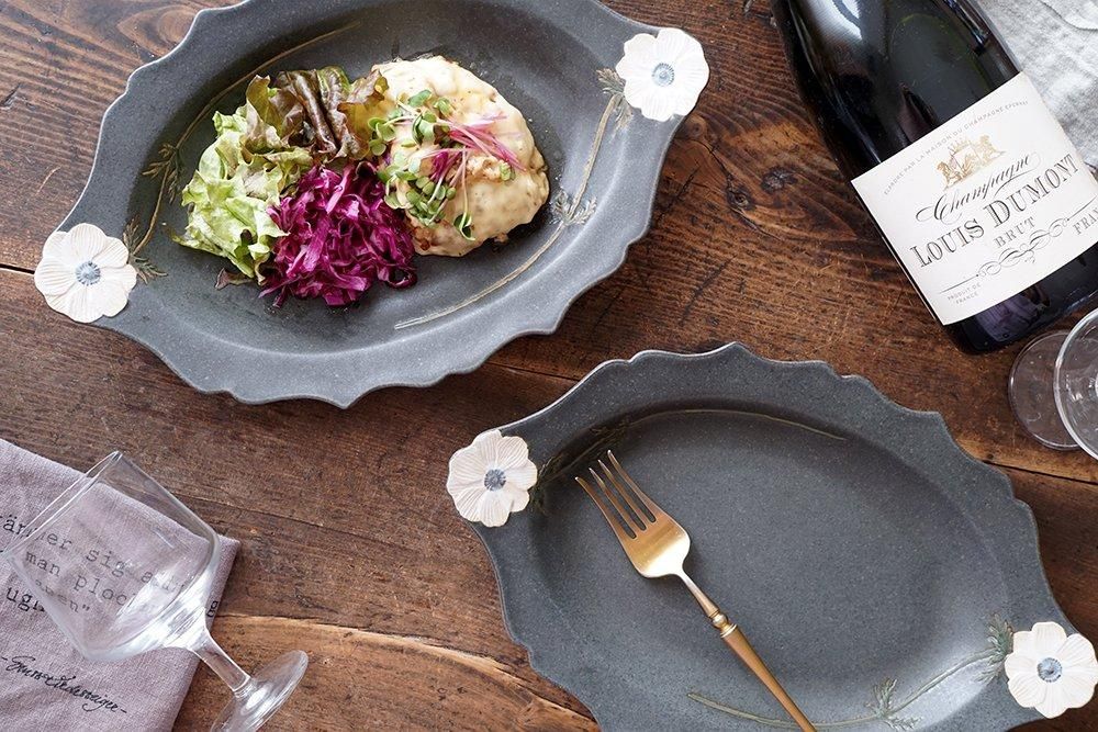 ウ10 チャコール アネモネの楕円皿 大 - 益子焼の小さな窯元