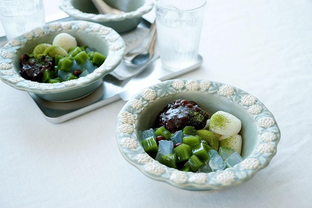 レ31 薄緑（しっとり） シロツメクサのスープボウル（貫入/釉ヒビ