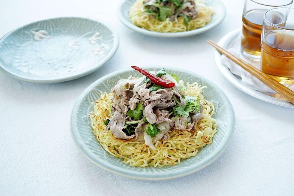 ロ23 薄緑（しっとり） 森と鳥のまるざら - 益子焼の小さな