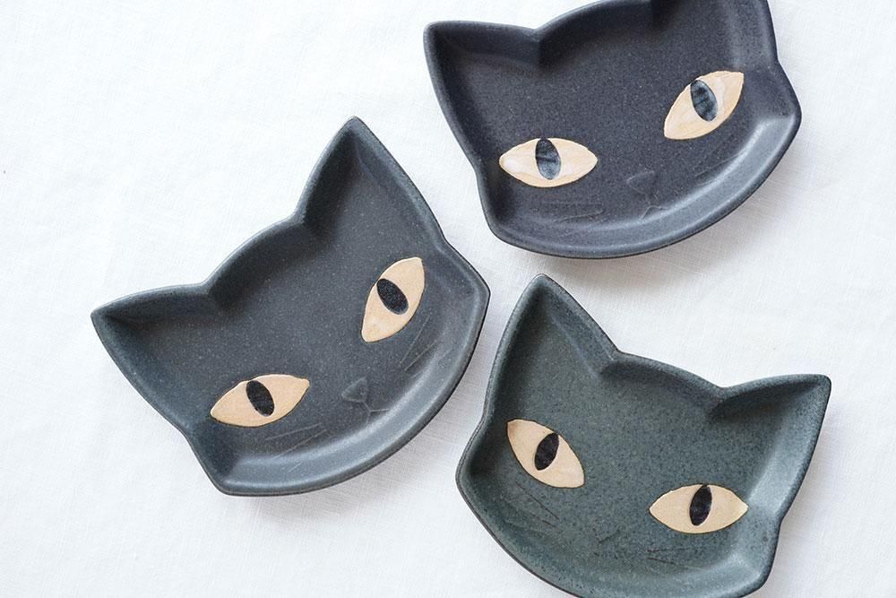 イ56 黒猫小皿 - 益子焼の小さな窯元「よしざわ窯」- 生活陶器
