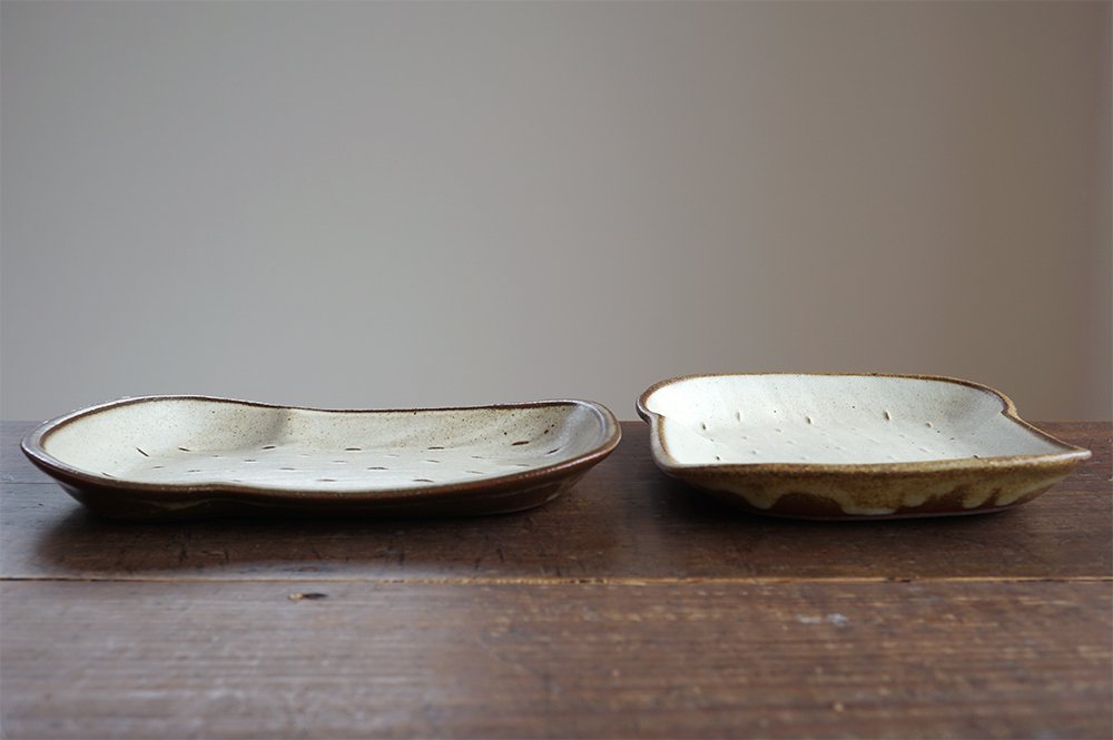 ヨ１４　　食パン皿 大 - 益子焼の小さな窯元「よしざわ窯」- 生活陶器「onthetable」