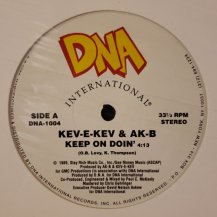 KEV-E-KEV & AK-B / KEEP ON DOIN' (USED)