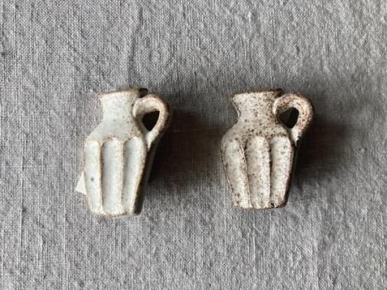 fuji-gallery／陶のブローチ【ピッチャー】 - UTOKU Online Shop