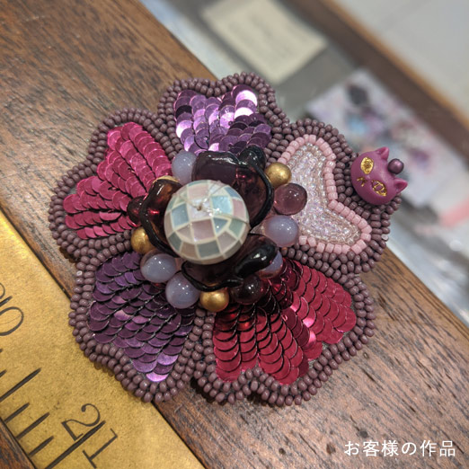 糸通しビーズ チェコ製】13/0 シャーロット マカロンピンクL