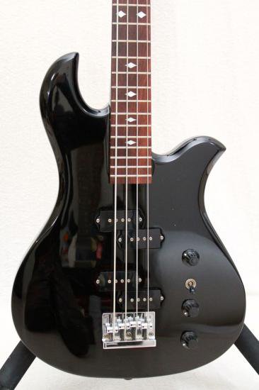 ☆ fernandes ベース ブラック種類エレキギターベース - エレキギター
