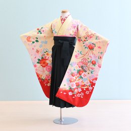 女児袴レンタル（7H0013）6〜7歳　クリーム/花・蝶|緑/刺繍・桜