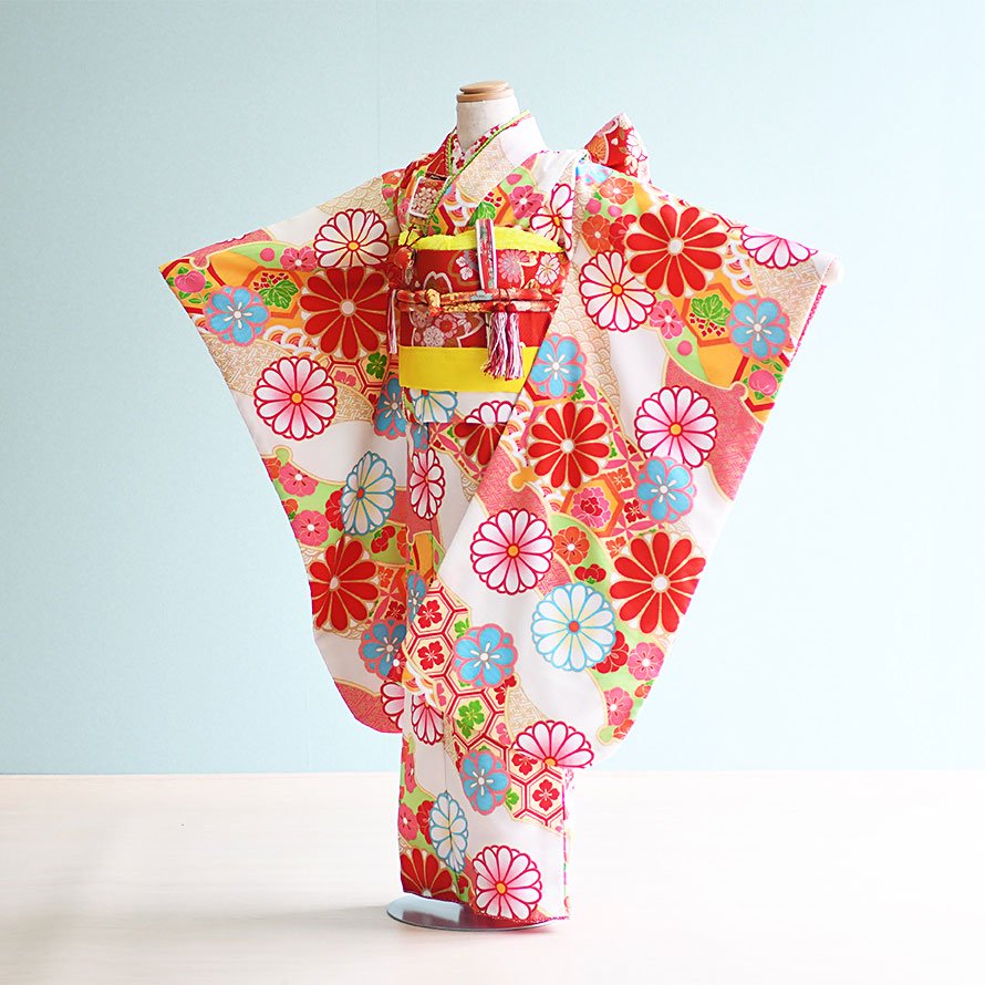 激安格安 七歳女の子着物レンタル（070103）白/花 式部浪漫 - 東京レンタルいしょう