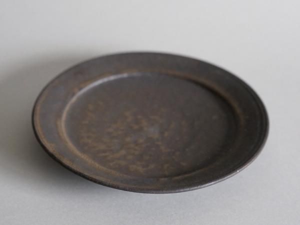 黒釉7寸リム平鉢 / 小林耶摩人 - AELU ONLINE SHOP