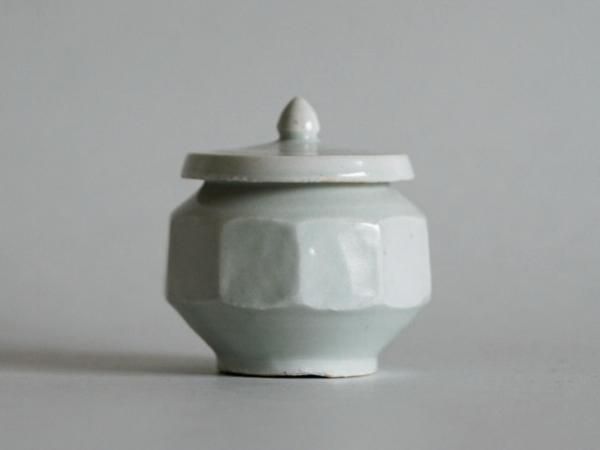 長戸裕夢 白磁輪花向付 白磁輪花向付 / 長戸裕夢 – うつわと古物 幹