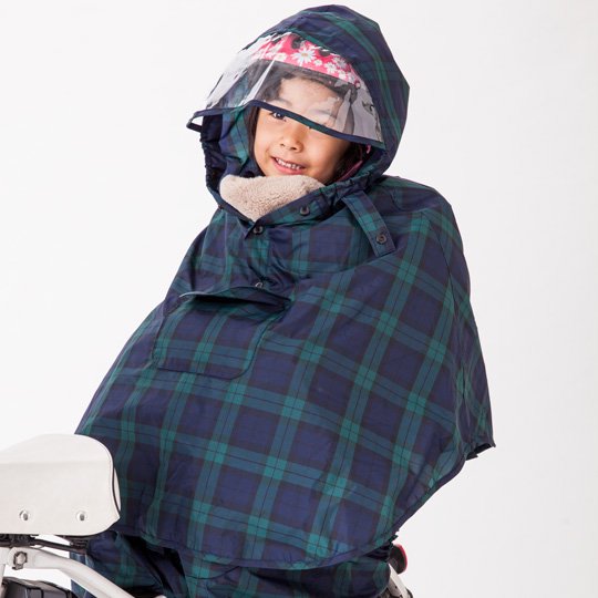 レインポンチョ 防寒マフに付けても飛ばされない 再入荷 Biket Kids バイケットキッズは子供 とママのためのお出かけ用品を扱うオリジナルブランドです