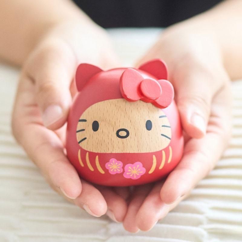 木製だるま | ハローキティ | マイメロディ | クロミ - 【公式】 木の