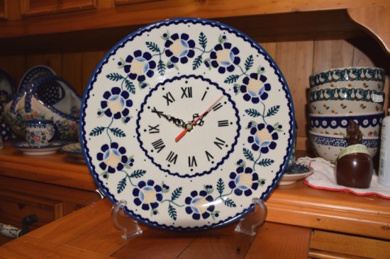 ポーランド食器、陶器の掛け時計、丸型「マニュの青いバラ」 - ポーランド食器・専門店・通販・実店舗　ポーリッシュブルー