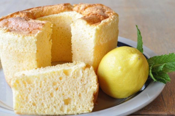 【夏季限定】ソルトレモンのシフォンケーキ