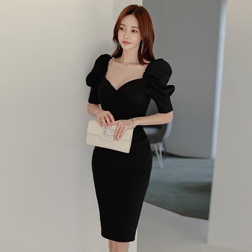 黒だからこその華やかさときちんと感をあわせもつワンピース キャバドレス Cabaretdress キャバドレス キャバヒールの通販ならgraxia グラシア 黒だからこその華やかさときちんと感をあわせもつワンピース キャバドレス Cabaretdress キャバドレス キャバヒールの通販ならgraxia グラシア