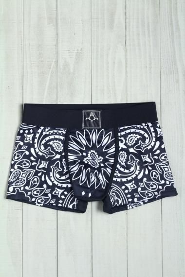 BACKBONE / バックボーン | 正規取扱店・通販 | YELLOW CAKE