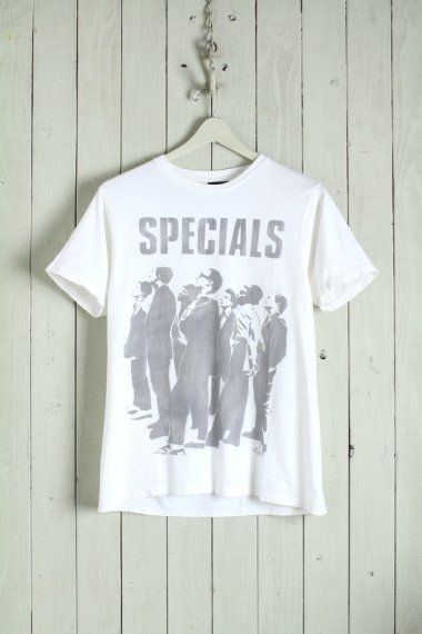 THE SPECIALS Tee - イエローケーキ | YELLOW CAKE 通販