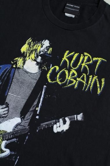 boohoo◆ニルヴァーナ◆ライセンスプリント◆Tシャツ[送料込] 関送込*boohoo*ニルヴァーナライセンスプリントニットTシャツ