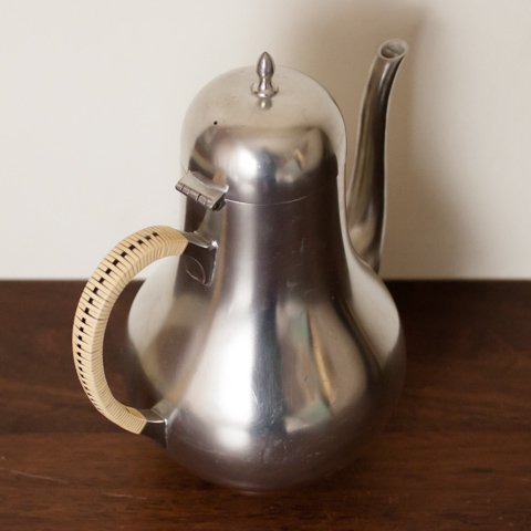 HOLLAND C&K PEWTER TALL TEA POT - 北欧ビンテージ雑貨ショップ｜THE TIME HAS COME