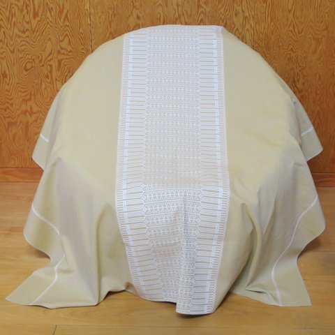DENMARK TERRA COTTA/WHITE/GOLD PATTERNED CHAMBRAY TABLE CLOTH
