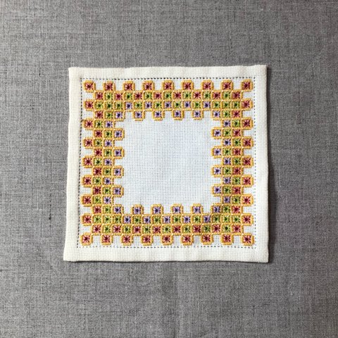 SWEDEN EMBROIDERY SMALL MAT