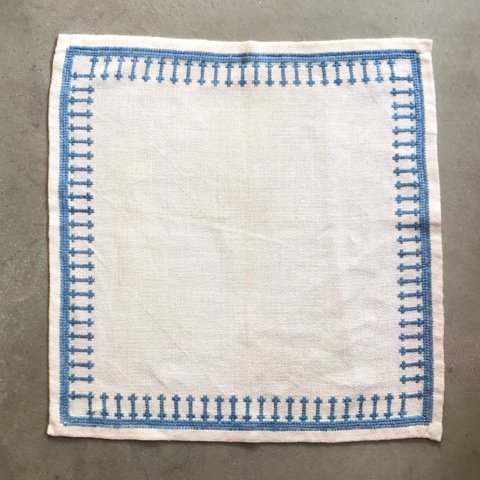 SWEDEN NATURAL/BLUE EMBROIDERY SMALL MAT