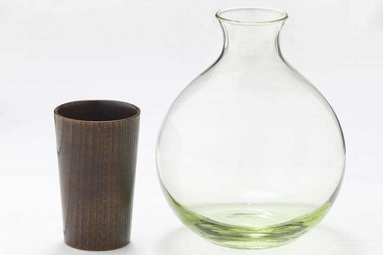 乳白色瓢形ガラス徳利 FUTATSUKI 徳利 Ivory×Colorchip A | IWASAWA GLASS
