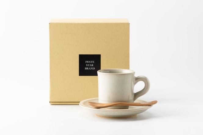  strawberry blue カップ　皿セット Amazon.com: 10 Strawberry Street Diamond Embossed Kitchen