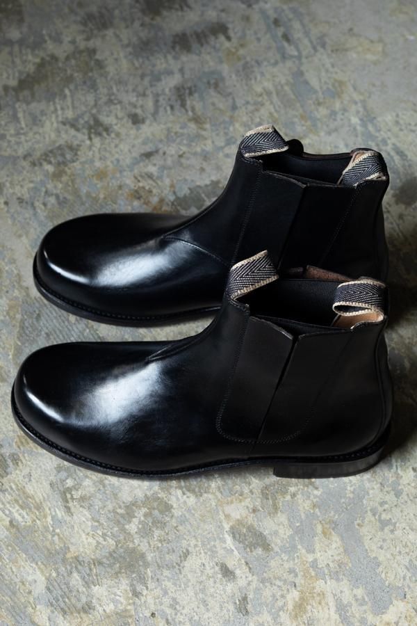FRANK LEDER × LUDWIG REITER HORSE HYDE Frank Leder LUDWIG REITER Horse hide