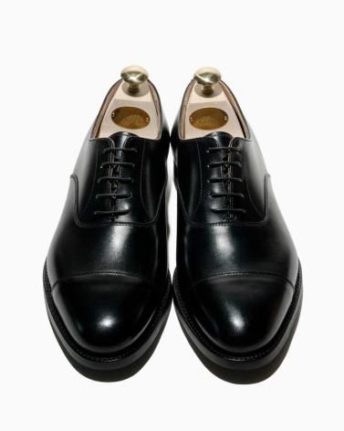 CROCKETT&JONES / クロケットアンドジョーンズ CONNAUGHT2 キャップトウオックスフォード BLACK CALF ブラックカーフ  379E | 歴史あるクロケット＆ジョーンズ社の定番キャップトウオックスフォード - Rifare online shop