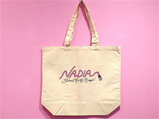 大トート ベージュ NADIAリップ - NADIA FLORES EN EL CORAZON l 原宿