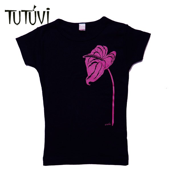 TUTUVI　Tシャツ 半袖　小さめレディースサイズ（柄：アンスリウム　色：ブラック・フーシャピンク）【画像3】