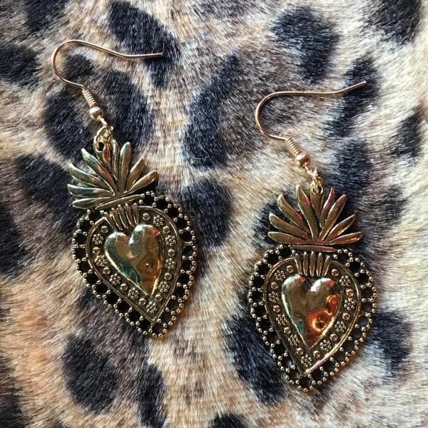SELECTFlama Corazon Earrings 饽ԥ