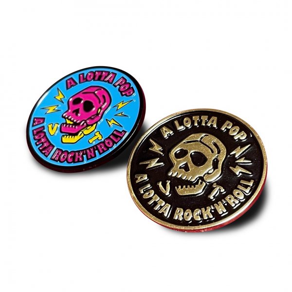 VALLERY'S ORIGINALNoisy Skull Enamel Pin