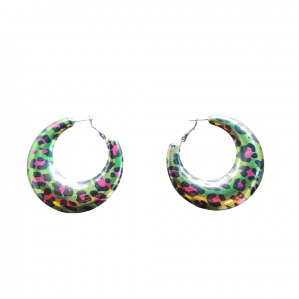 <img class='new_mark_img1' src='https://img.shop-pro.jp/img/new/icons1.gif' style='border:none;display:inline;margin:0px;padding:0px;width:auto;' />VALLERY'S SELECT Metallic Leopard Earrings Green