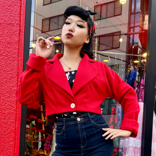 <img class='new_mark_img1' src='https://img.shop-pro.jp/img/new/icons1.gif' style='border:none;display:inline;margin:0px;padding:0px;width:auto;' />BANNEDMARILYN RED JACKET