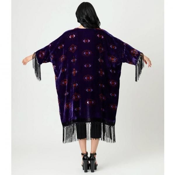 <img class='new_mark_img1' src='https://img.shop-pro.jp/img/new/icons1.gif' style='border:none;display:inline;margin:0px;padding:0px;width:auto;' />Unique Vintage 1920s Purple Velvet Burnout Evil Eye Fringe Kimono