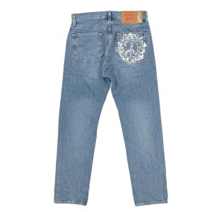 <img class='new_mark_img1' src='https://img.shop-pro.jp/img/new/icons24.gif' style='border:none;display:inline;margin:0px;padding:0px;width:auto;' />【20%OFF】 DENIM TEARS (デニムティアーズ) / PEACE IN MY POCKET JEAN / LIGHT WASH ■定価：￥6,3800→