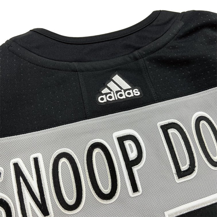 SNOOP DOGG × LA KINGS / SNOOP DOGG × LA KINGS JERSEY / GRAY × BLACK -  GANGSTA MARKET 【ギャングスタ マーケット】