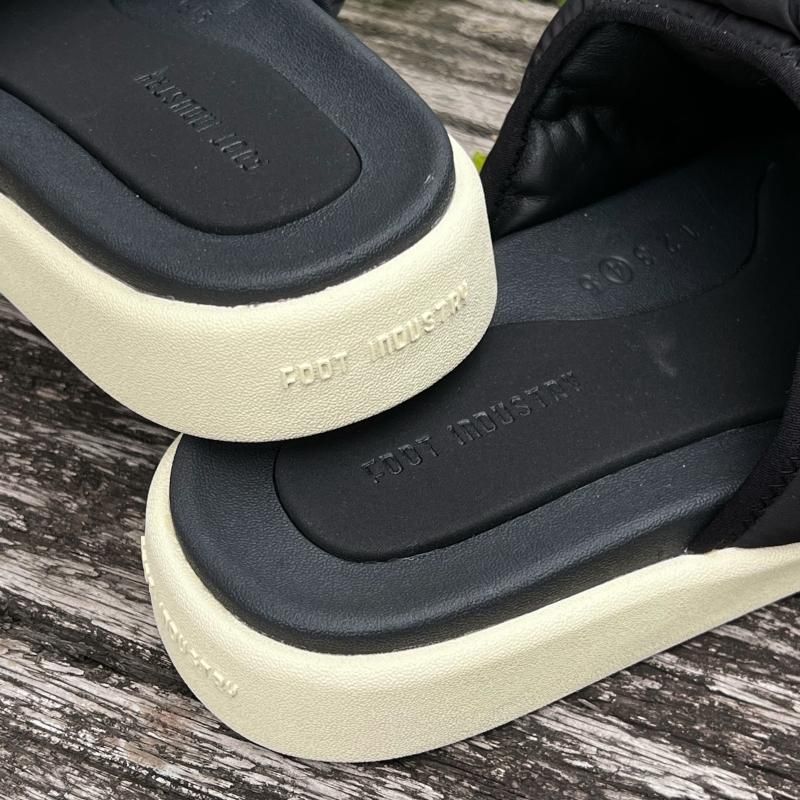 FOOT INDUSTRY / DOWN SLIPPER - GANGSTA MARKET 【ギャングスタ
