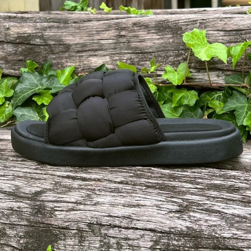 FOOT INDUSTRY Down Slipper ブラック サンダル 「FOOT INDUSTRY/フットインダストリー」 Down Slipper