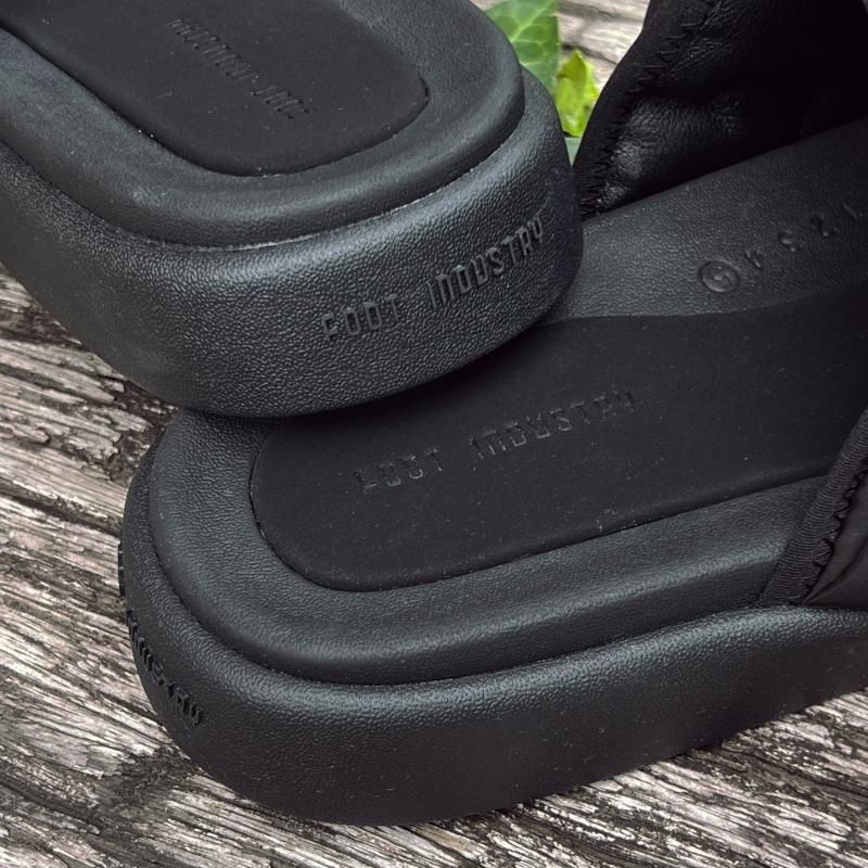 FOOT INDUSTRY Down Slipper ブラック サンダル 「FOOT INDUSTRY/フットインダストリー」 Down Slipper